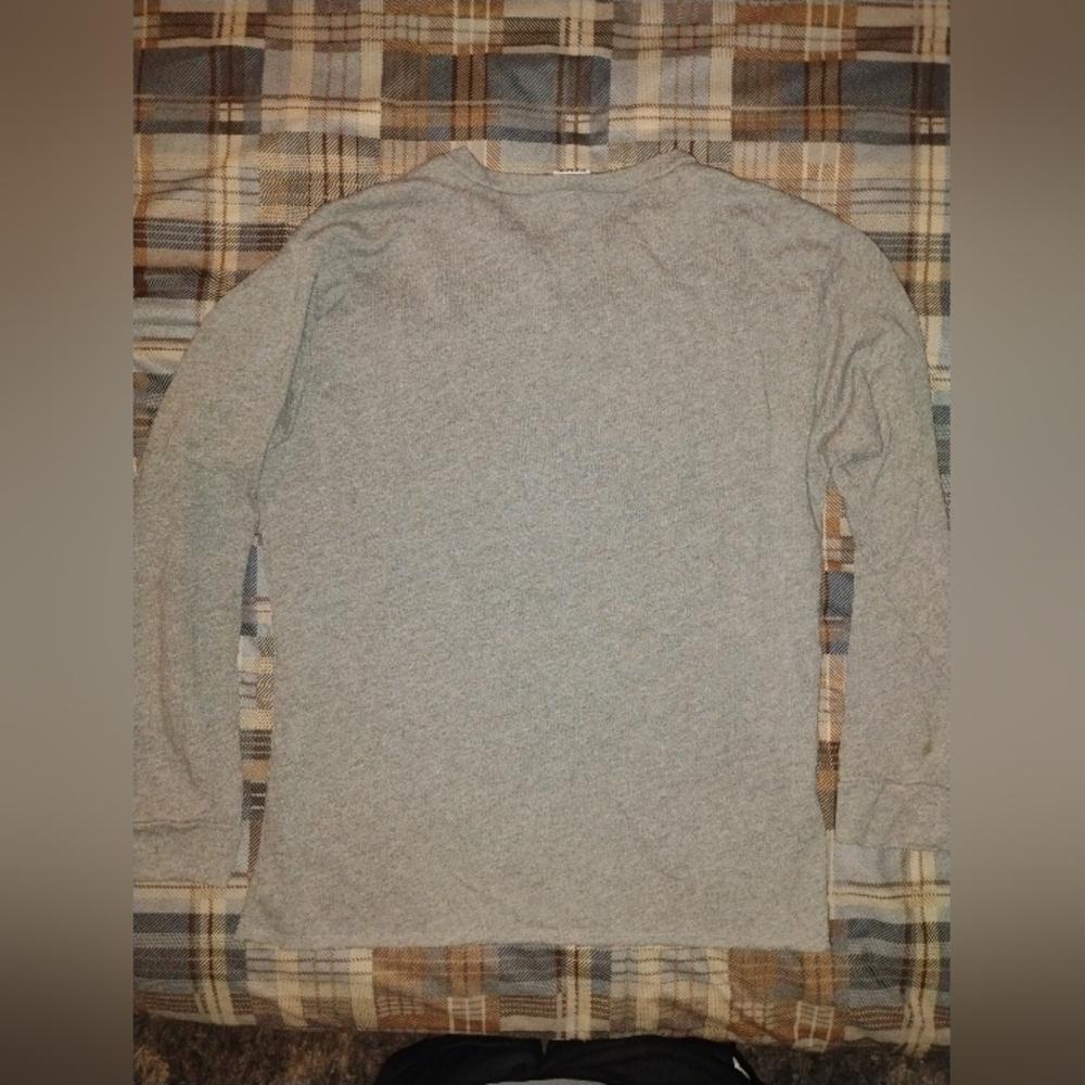 VS✨ BLING✨ Sweatshirt - Picture 5 of 5